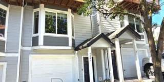 4484 Northeast Nicholson Loop Gallery 1