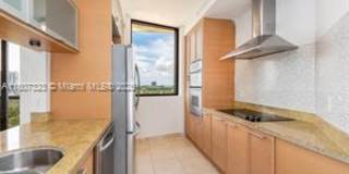 16275 Collins Avenue Gallery 20