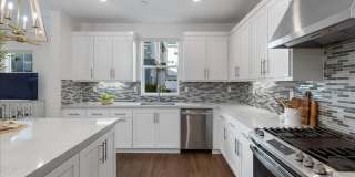 $5,400 | Stunning 5BR/4.5BA Model-Like Home in Newark's Bridgeway Community! Gallery 7