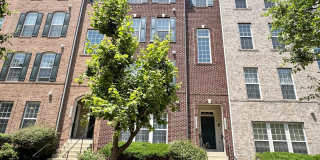 POTOMAC CLUB - SECONDS TO STONEBRIDGE - EASY REVERSE COMMUTE TO QUANTICO Gallery 1