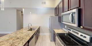 Live the Suite Life in Downtown St. Louis at Hotel Saint Louis Gallery 3