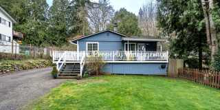 Sunny, Bright 2 bedroom in Poulsbo, Community Beach/Playground Gallery 1