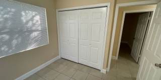 4/2 Home for rent, all tile floor, granite counter tops, new cabinetry, central ac. Gallery 7