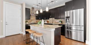 East Austin 2 Bed 2 Bath Condo with Flex Room! Gallery 10