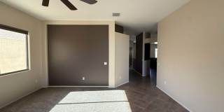 538 West Chatfield Street Gallery 4