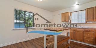 Spacious 4 Bedroom 2 Bath Duplex Unit in Hayden Gallery 6