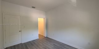 2151 NE 37th Ter Gallery 56