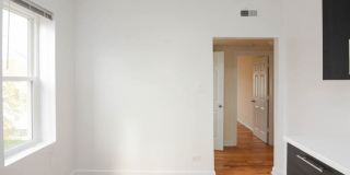 2345 Drake Gallery 6