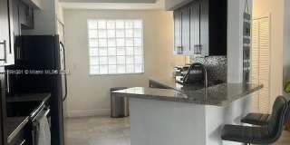 3175 NE 184th St Gallery 7