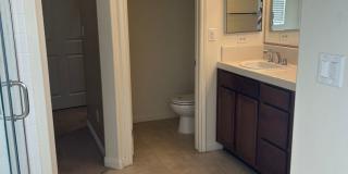 Spacious home in University Park Gallery 23