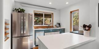 Great CDA Location! Gallery 20