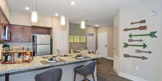 Sendero Gateway Apartment Homes Gallery 33