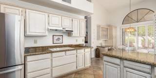 13334 W LA TERRAZA Drive Gallery 12