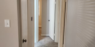9401 Hollaman Circle Gallery 1