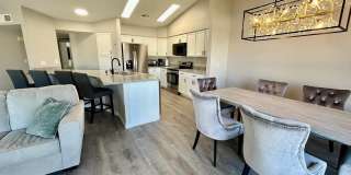 4212 E Sandia Street Gallery 6