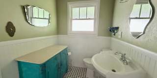 *Charming 2 Bedroom Home in Roseville’s Historic District with Bonus Detached Space* Gallery 20