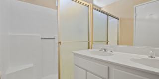 Modern 3BD 2.5BA Townhome with Vaulted Ceilings, Private Pergola Patio, and One-Car attached Garage Gallery 3