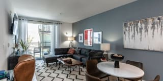 Domain Oakland Gallery 8