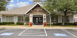 Park Place at Loyola - Affordable Housing Gallery 10