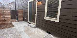 NE 3 Bdrm, 2.5 Bath 1450 sq ft House w/AC and Gas Heat,  All Appliances, Dbl Garage Gallery 20