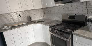 Charming 2BR Duplex in Newark 3 apts avaible Gallery 6