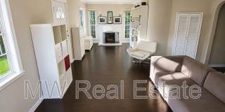 1510 N Benton Way Gallery 4