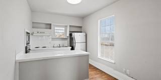 909 W Chestnut Street Gallery 10