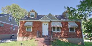 4 Bed 2 FULL Bath in Ferguson Gallery 1