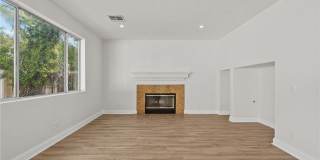 18800 Lull Street Gallery 3