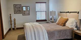 Gorgeous fully furnished home in downtown Eagle! Gallery 18