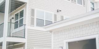 Woodlands Creekside Gallery 18