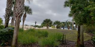 Nice, commodious house with 4bedrooms and 2 bathrooms located in sought after FishHawk Ranch Gallery 19