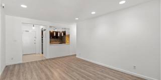 501 N Barry Avenue unit: 2C Gallery 6