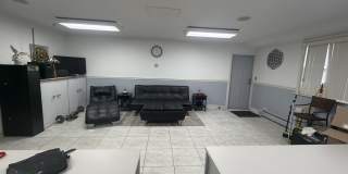 4600 N Cumberland Avenue Gallery 10