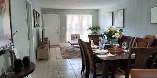 55 SE 14th Street Gallery 16