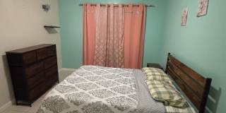 Charming 3BR House in Homestead Gallery 3