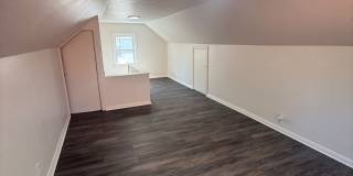 3155 Lincoln Street Gallery 11
