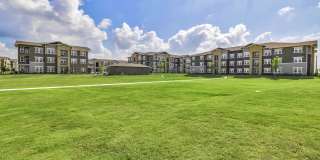 Affordable Housing - Frontera Crossing Gallery 34