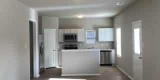 Now Pre-Leasing! Classic Traditional Home with Modern Finishes | 3-Bedroom, 2.5-Bath in Fairview Haven Gallery 8