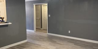 320 Bubble Creek Court - 7Unit 7 Gallery 5
