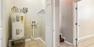 1942 PIETY Street Gallery 9