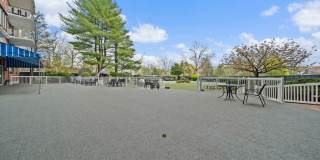 280 Boylston St # 76 Gallery 24