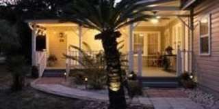 37 SE Magnolia Avenue Gallery 7