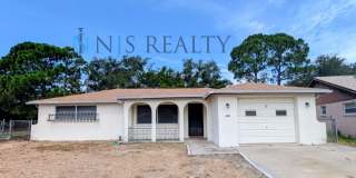 HUGE 2/2/1 1400 Sq. Ft. with all tile floors, NEW KITCHEN & BATH RENOVATION!! Gallery 1