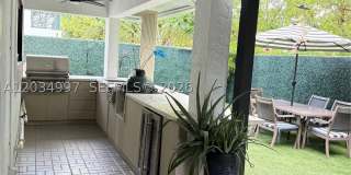 21251 NE 3rd Ct Gallery 18