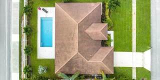 12898 Buckland Street Gallery 37