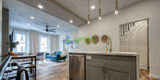 Furnished Elegant 3-Bedroom, 2.5 Bath Home with Hardwood Floors & Central A/C Gallery 16
