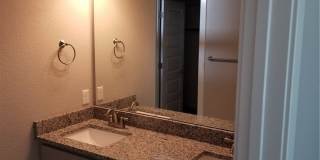 2367 Houston Street Gallery 9