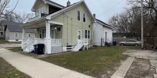 3 Bedroom Single Family 3 Bedroom Single Family Gallery 1