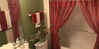 Exceptionally Clean 2-Bedroom Ranch with Double Car Garage Gallery 11